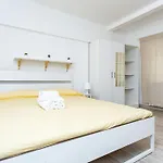 Apartment Adorno 3 - Affitti Brevi Italia