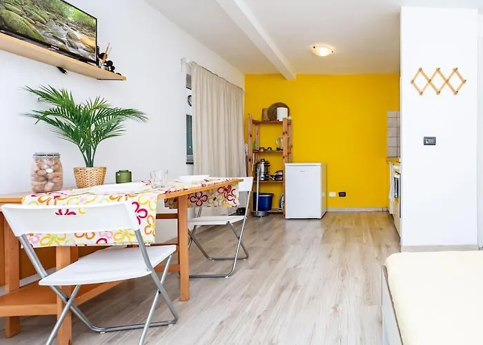 Apartment Adorno 3 - Affitti Brevi Italia